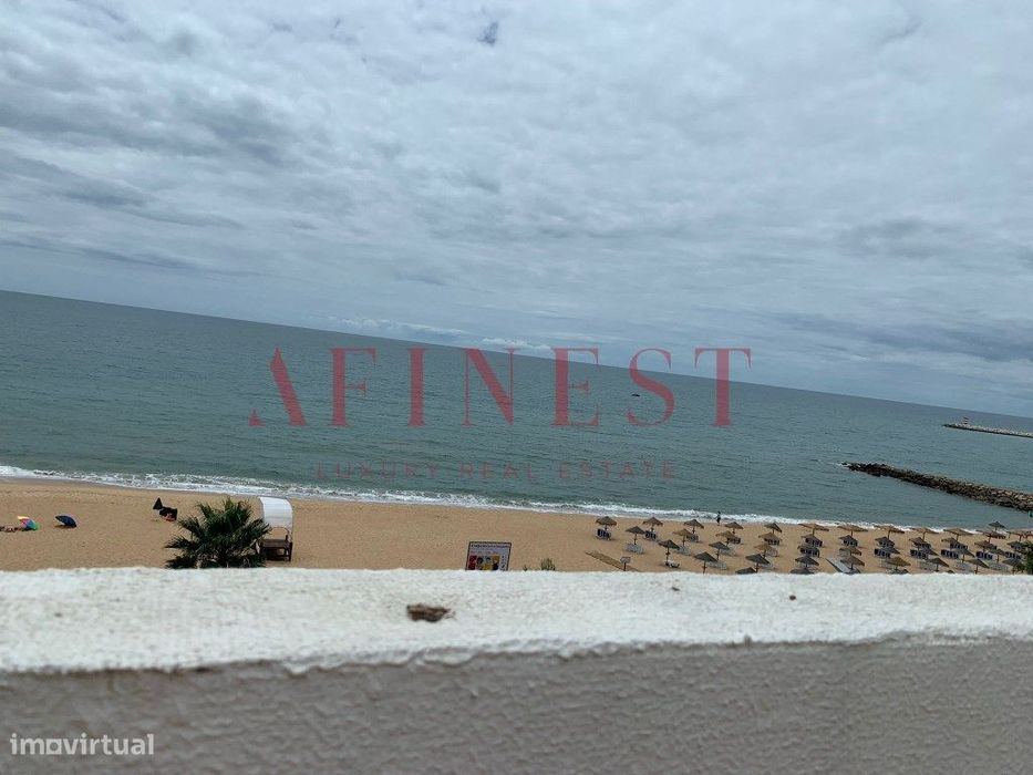 Apartamento T3 Para Arrendamento Em Quarteira | Em Frente À Praia