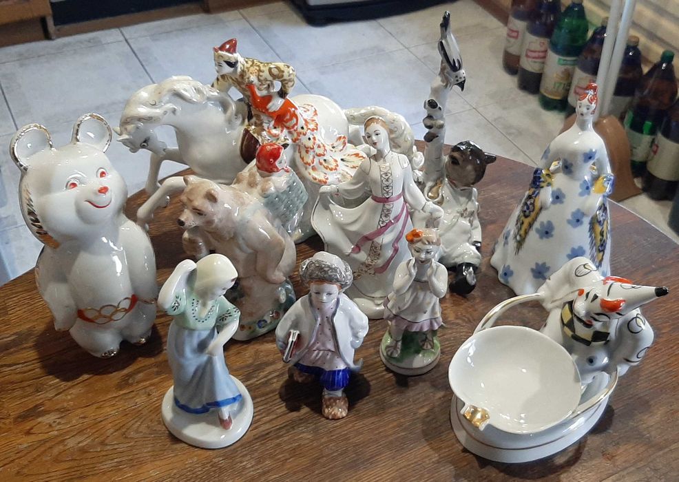 Фарфоровые статуэтки Советского периода.