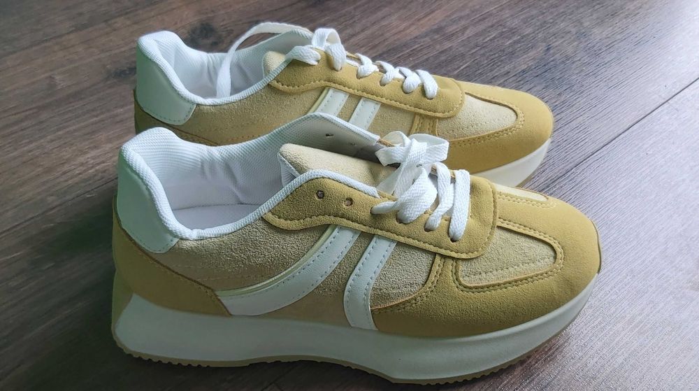 Sneakersy musztardowe 38