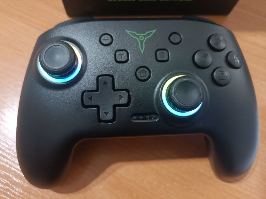 Блютуз контроллер для Nintendo Switch, PC, Android, IOS с вибро