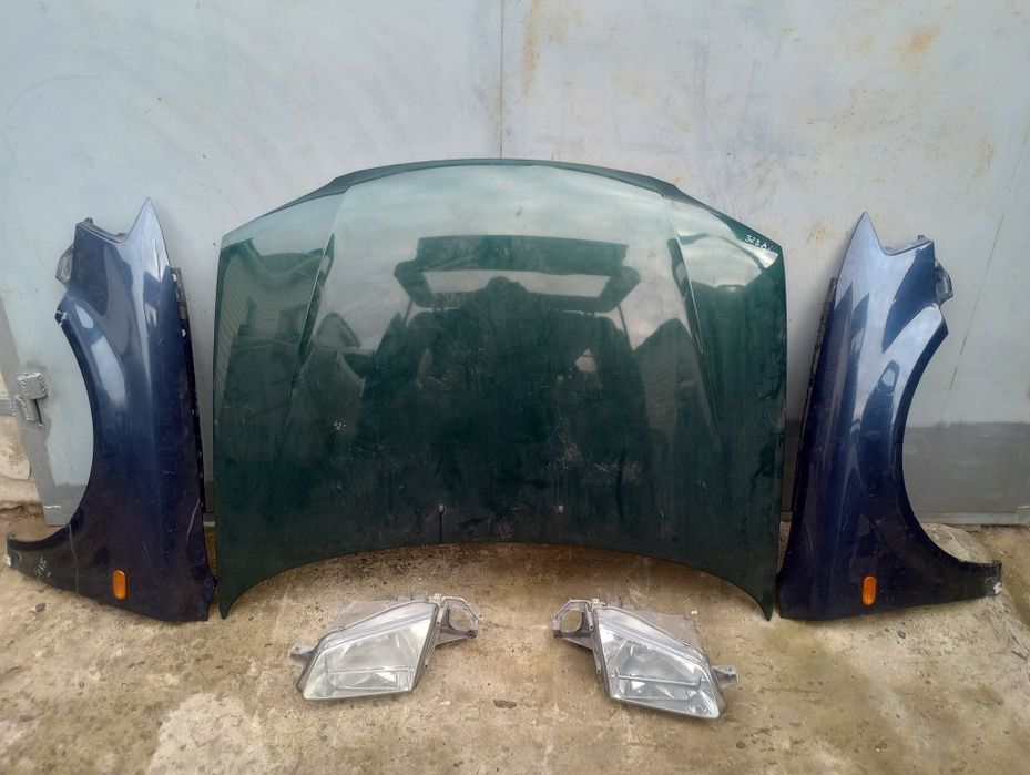 Капот Mazda 323 BJ/Peugeot 406 Coupe/Alfa Romeo/Accord
