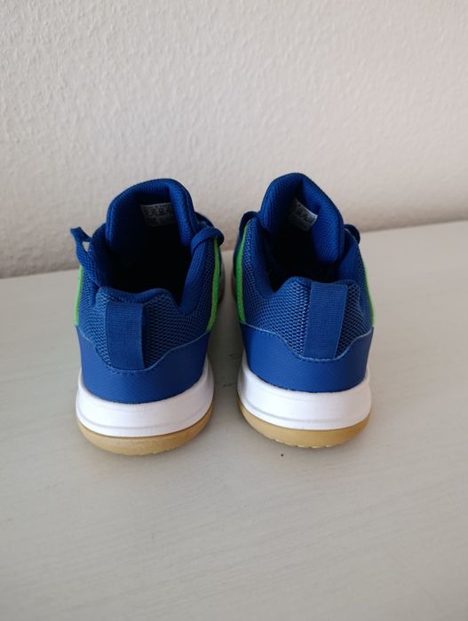 Кросовки Adidas оригинал  размер 36 новые