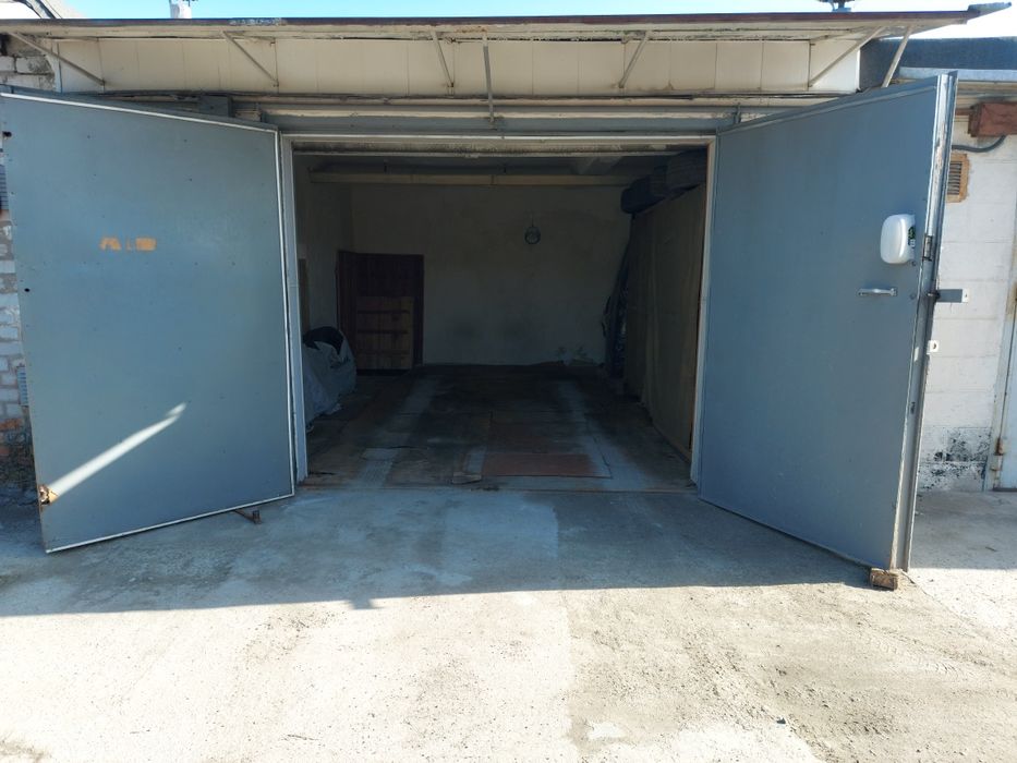 Гараж капитальный Южный мкр кооператив Чайка