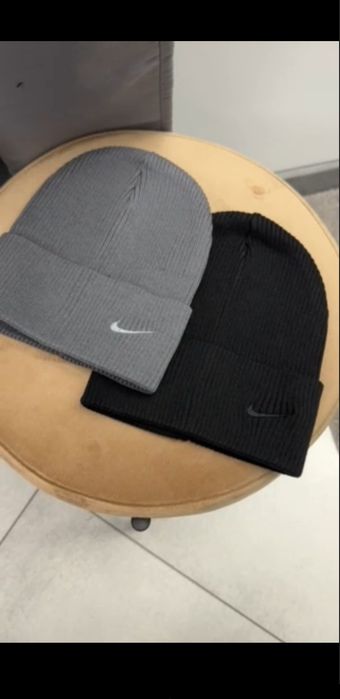 Шапка сіра весняна на хлопчика