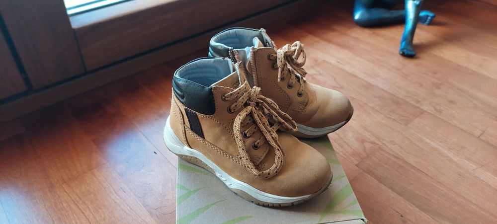 Botas Criança Chicco - Tamanho 25