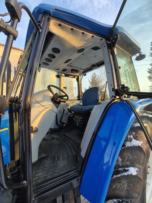 New Holland T5050  100KM