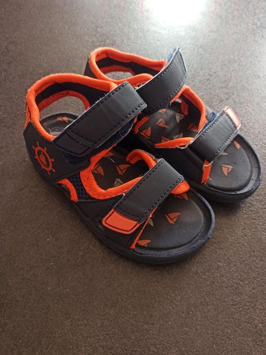 Sandałki chłopięce rozmiar 25