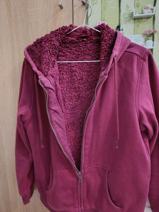 Тепла мехова кофта