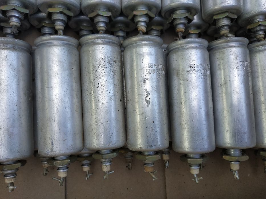 Конденсатор 50в 2000мкф