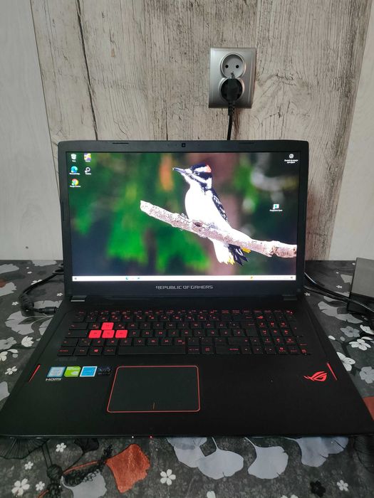 Laptop gamingowy Asus