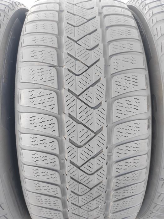Шини 225/55r17  Pirrelli