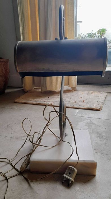 Candeeiro antigo base de mármore