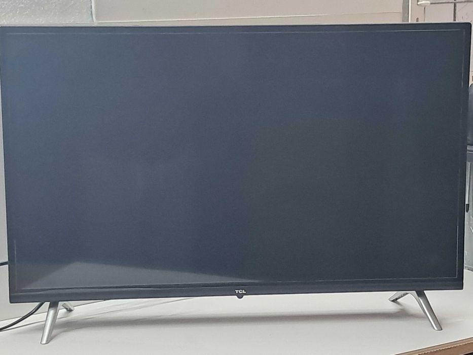 1 TELEVISAO LCD E 1 TELEVISÂO FULL HD 32"