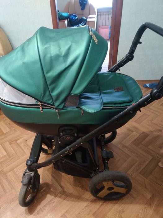 Продам коляску 2в1