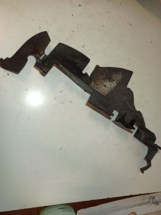 Guia de duto de ar - AUDI A6 Avant (4B5, C5) | 97 - 05