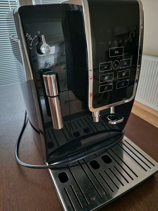 Ekspres Delonghi Dinamoca