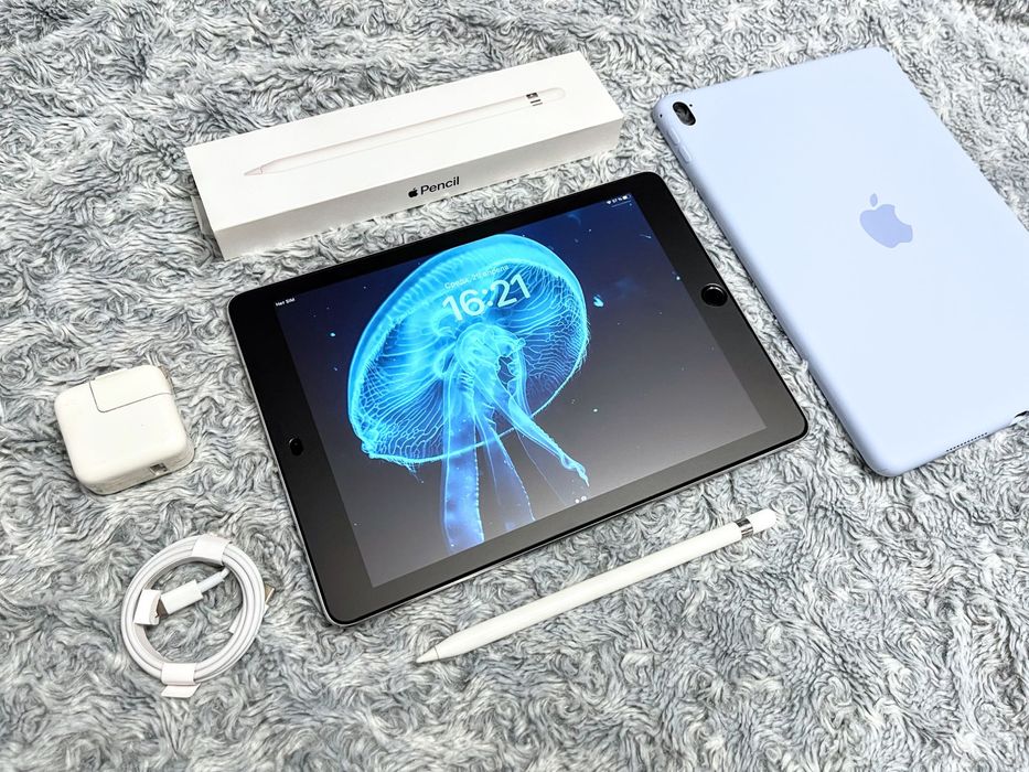 IPad Pro 9.7 (32 gb) LTE + подарки! А1674