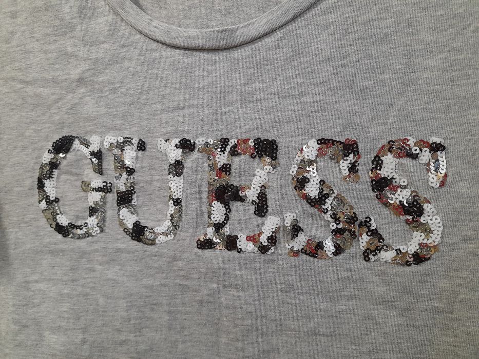 GUESS оригінал S жіноча бавовняна футболка з паєтками