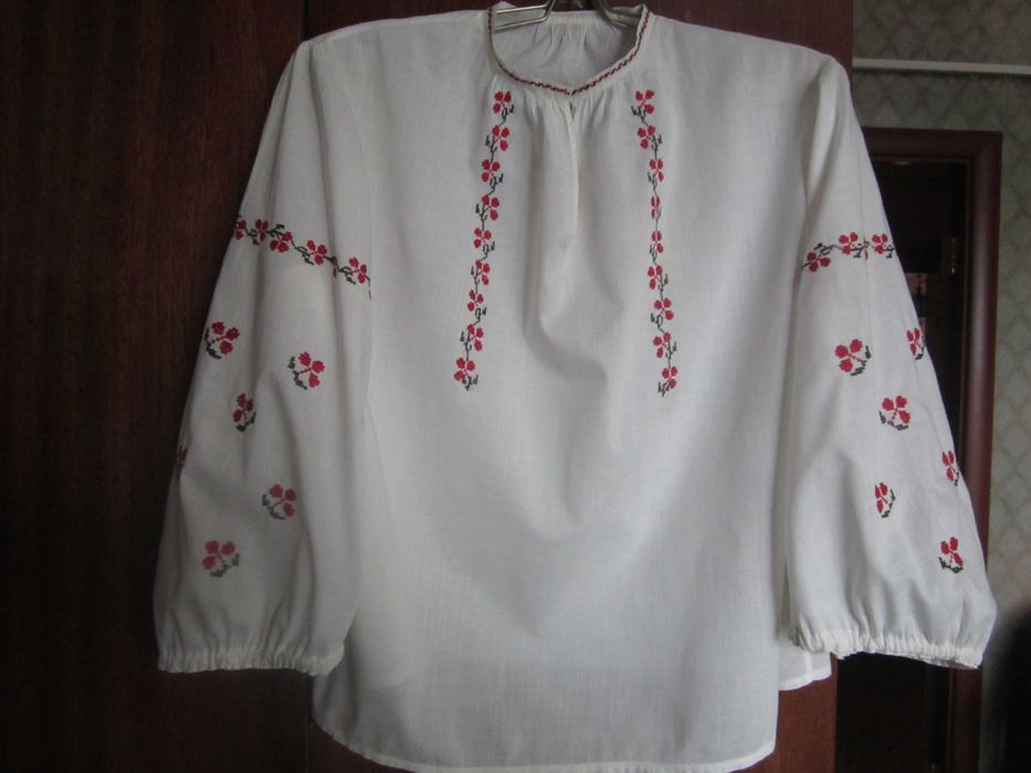 Винтажная вышиванка