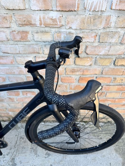 Велосипед гравійник Cube nuroad pro рама М!!!