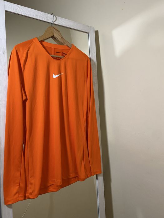 Спортивна чоловіча кофта Nike L розмір