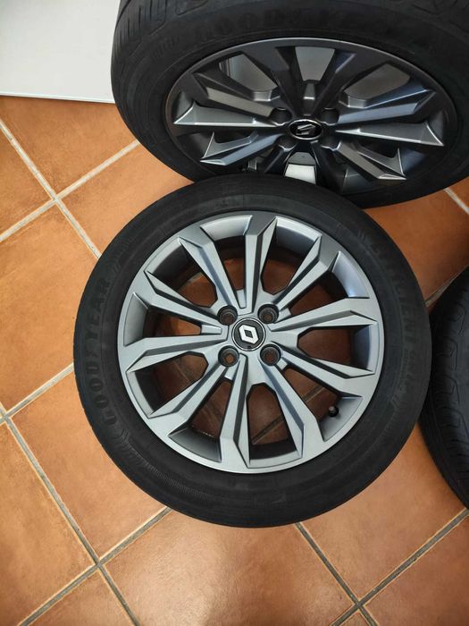 Jantes Renault Clio V – R16 4x100 + Pneus Goodyear