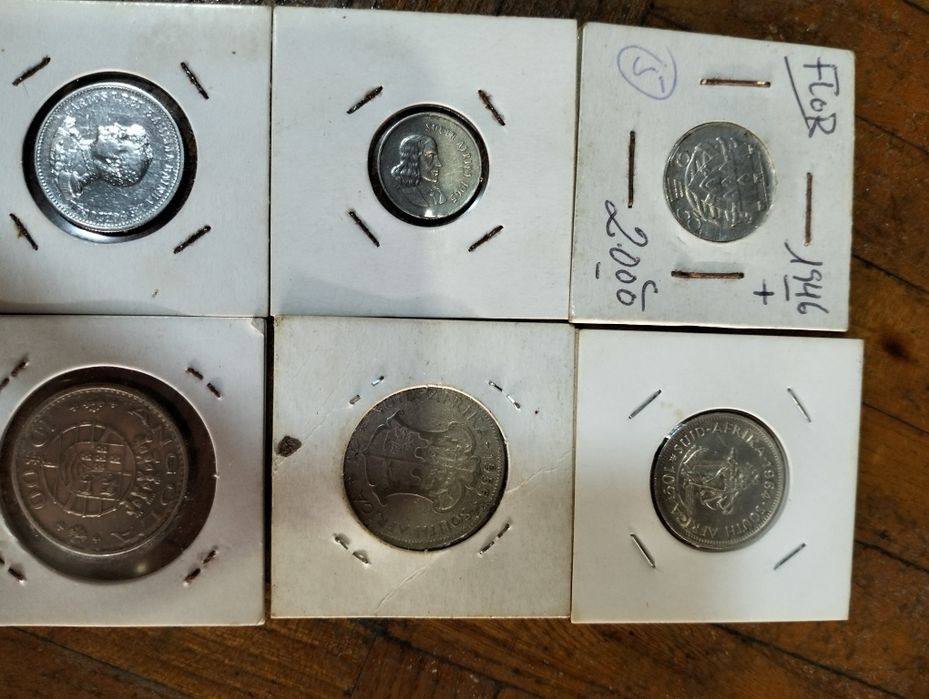 Vendo moedas diversas