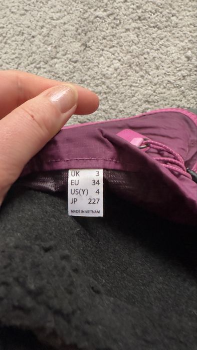 Зимові чоботи Helly Hansen