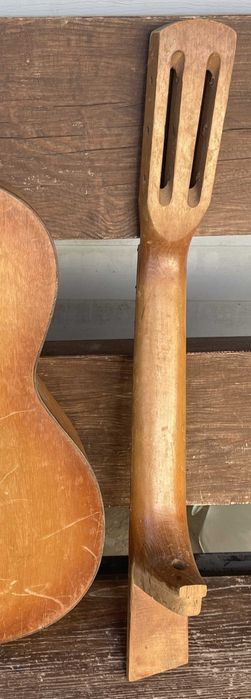 Гітара 6-7 струн часів СРСР під реставрацію