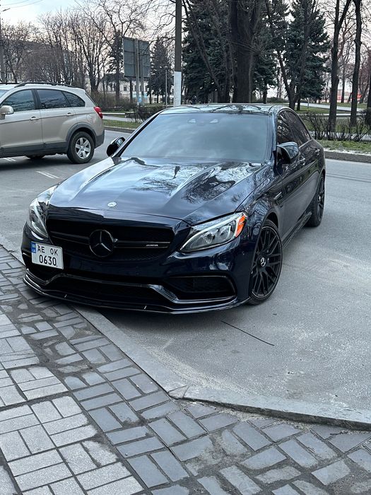 Губа на передний бампер Mercedes W205 C63 накладка сплитер обвес С63 Ц63 АМГ юбка бампера