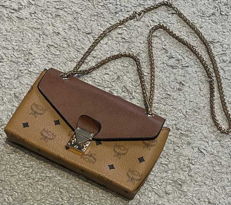 Новая,фирменная,стильная,маленькая сумочка мсм