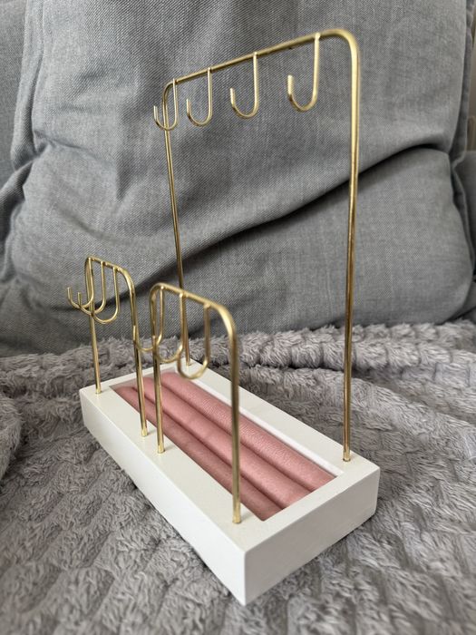 Organizer na bizuterie