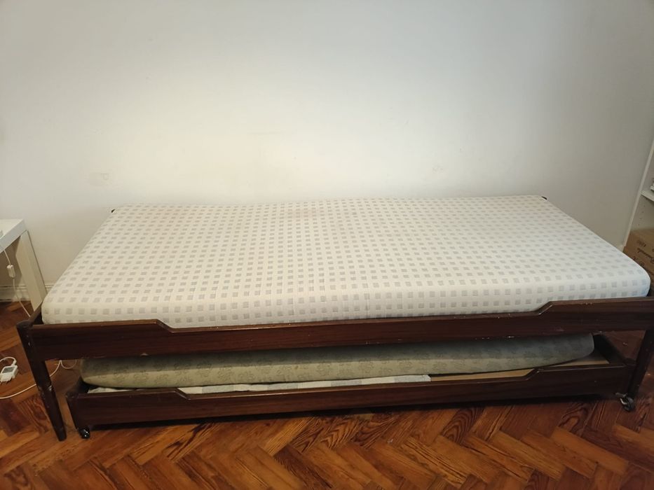Cama com gavetão