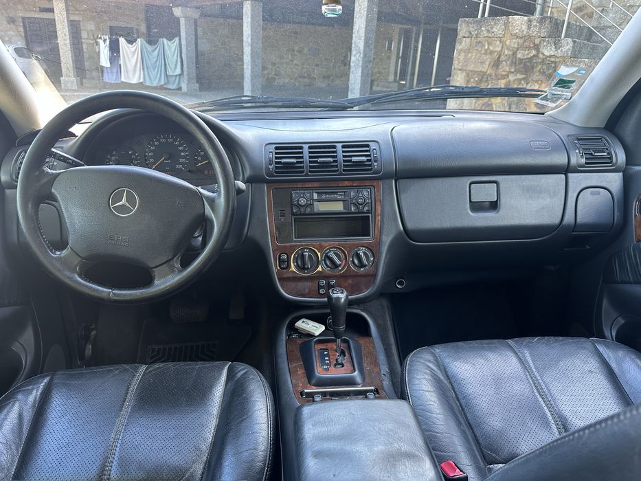 Mercedel ML320 V6