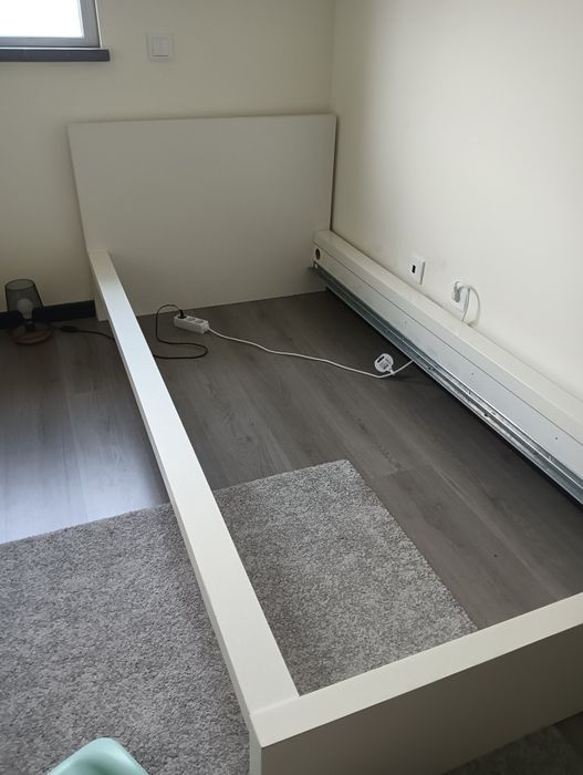 Cama de solteiro + colchão