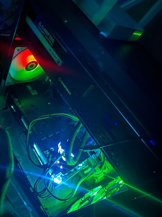 Продам ігровий компʼютер в зборі