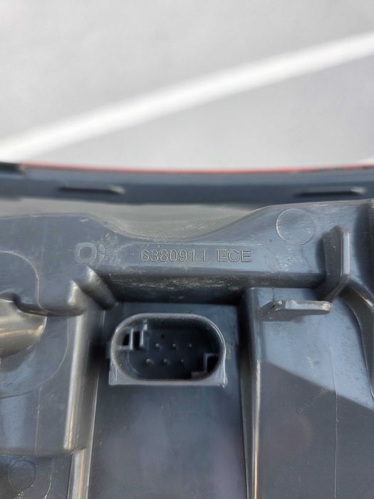 Mercedes E Klasa coupe A238 Lampa lewa Led Europa