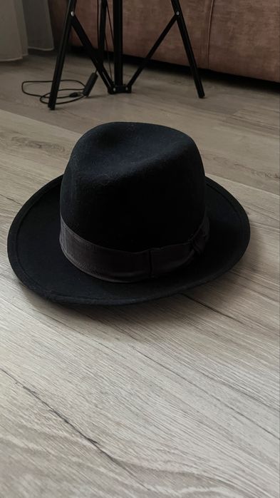Капелюх фетровий темно-синій, чудовий стан