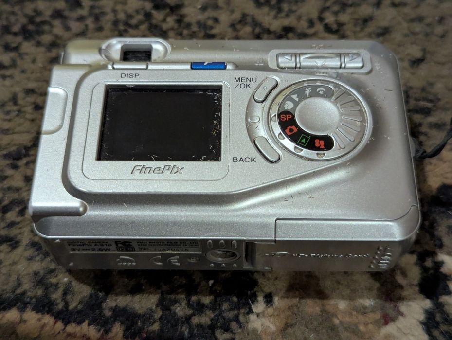 家電 FinePix Fujifilm FinePix Z Series Z70 12.2MP Digital Camera Blue READ