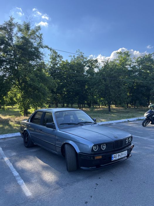Продам Бмв е30 м20б27