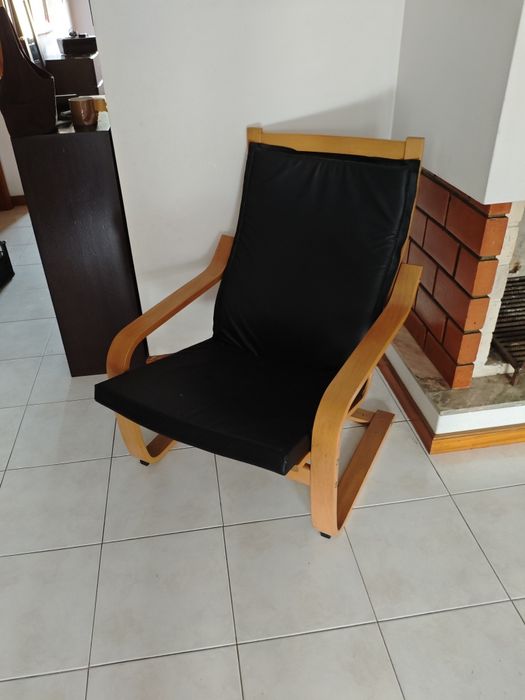 Cadeirão de sala.