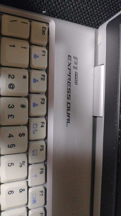 Notebook  LG express dual