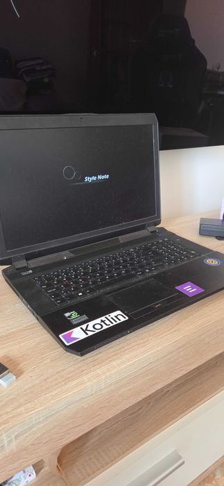 Portátil Gaming Clevo P670RE 17,3" | i7 | GTX 970M | 16GB | SSD 512GB