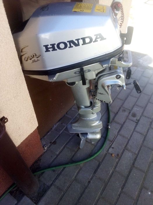 Silnik spalinowy zaburtowy honda