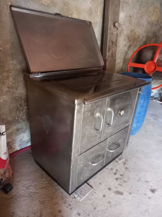 Vendo fogão a lenha usado