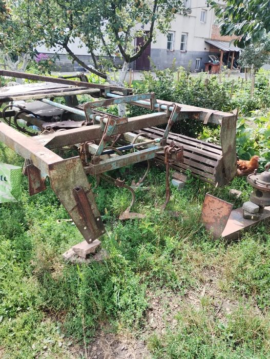 Продам МТЗ 80 з с.г.реманентом ,ціна за все разом (плуг, культиватор)