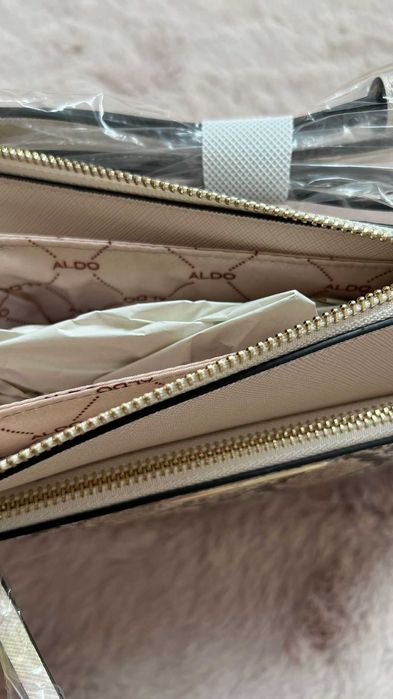 Piękna torebka listonoszka Aldo