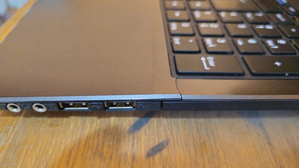 Ноутбук Terra Mobile 1513 Celeron 4 ядра DDR3 4Gb HDD 1Tb Win10 ліценз