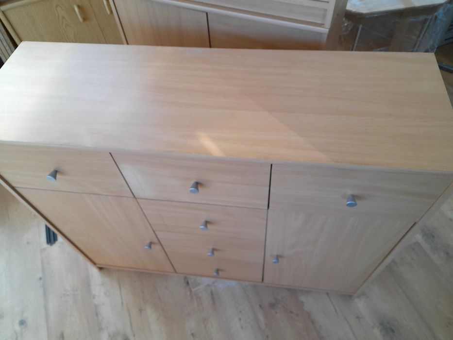 Komody - szafki różnej wielkości