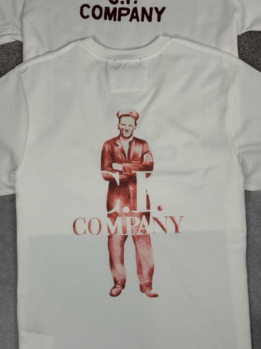 Те що треба‼️ Футболка C.P Company з принтом на спині